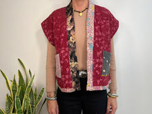 Load image into Gallery viewer, VINTAGE WAISTCOAT 26
