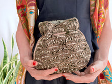 Charger l'image dans la galerie, BOMBAY VELVET BAG - GREEN
