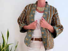 Cargar imagen en el visor de la galería, MINI BLOCK PRINT JACKET - GREEN

