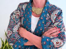 Cargar imagen en el visor de la galería, MINI BLOCK PRINT JACKET - BLUE
