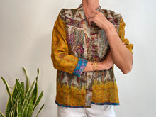 Load image into Gallery viewer, SHORT KIMONO SILK 19
