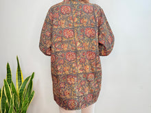 Cargar imagen en el visor de la galería, REVERSIBLE CRETONA COAT 12
