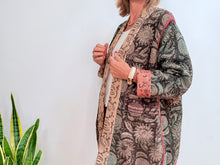 Cargar imagen en el visor de la galería, REVERSIBLE CRETONA COAT 15
