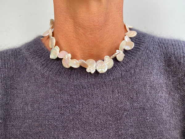 FLAT PEARL NECKLACE