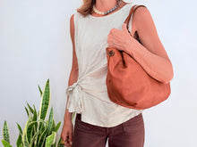 Lade das Bild in den Galerie-Viewer, SOCOA BAG – CAMEL
