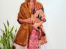 Cargar imagen en el visor de la galería, SILK SCARF 10
