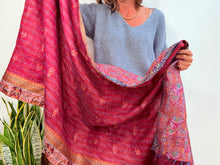 Cargar imagen en el visor de la galería, SILK SCARF 18
