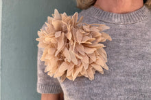 Load image into Gallery viewer, FLORAL BROOCH -  BEIGE
