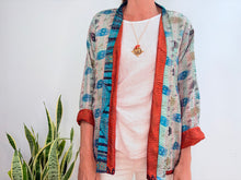 Lade das Bild in den Galerie-Viewer, SEIDENKIMONO-SHORTS 13
