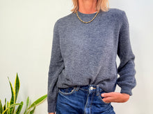 Lade das Bild in den Galerie-Viewer, EVA ALPACA JUMPER - GREY
