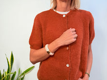 Lade das Bild in den Galerie-Viewer, INGRID ALPACA MANGA CORTA  - ORANGE
