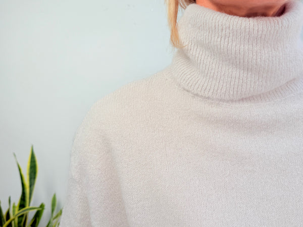 JERSEY GRETA CUELLO VUELTO - CREMA