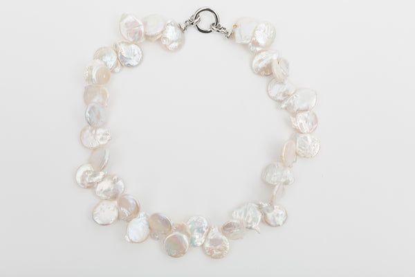 FLAT PEARL NECKLACE