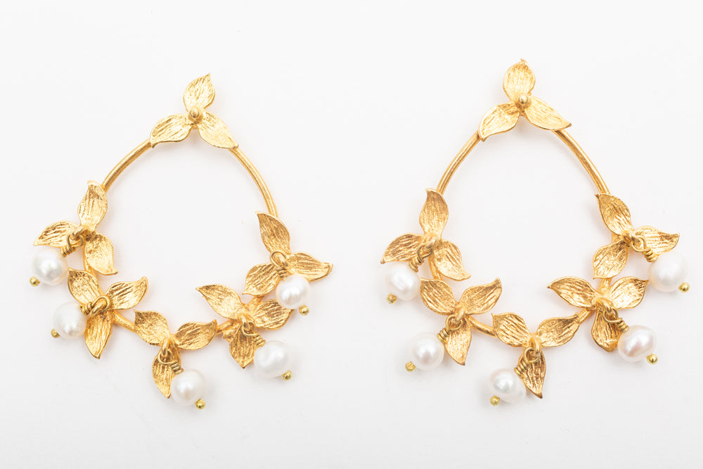 IVY EARRING - PEARL