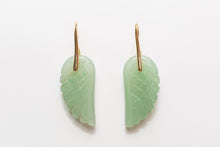 Charger l'image dans la galerie, WINGS EARRING - GREEN
