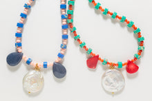 Lade das Bild in den Galerie-Viewer, MOON NECKLACE - BLUE
