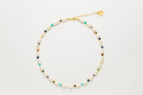 PANTONE PEARLS NECKLACE