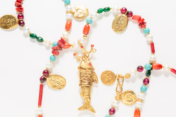 GOLD FISH LONG NECKLACE - CORAL