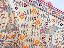 Carica l'immagine nel visualizzatore di Gallery, EMBROIDERY SILK SCARF 33
