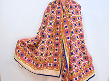 Carica l'immagine nel visualizzatore di Gallery, EMBROIDERY SILK SCARF 32
