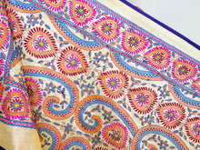 Carica l'immagine nel visualizzatore di Gallery, EMBROIDERY SILK SCARF 30
