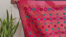 Cargar y reproducir el video en el visor de la galería, EMBROIDERY SILK SCARF 34
