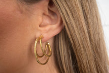 Charger l'image dans la galerie, TRIPLE HOOP EARRING
