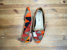 Load image into Gallery viewer, KILIM SHOES 2
