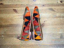 Load image into Gallery viewer, KILIM SHOES 37
