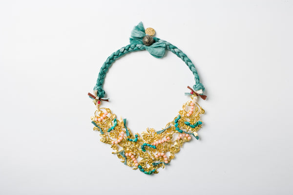 BIB NECKLACE