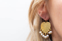 Load image into Gallery viewer, FRIDA EARRINGS
