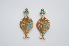 Load image into Gallery viewer, FISH EARRING TURQUOISE
